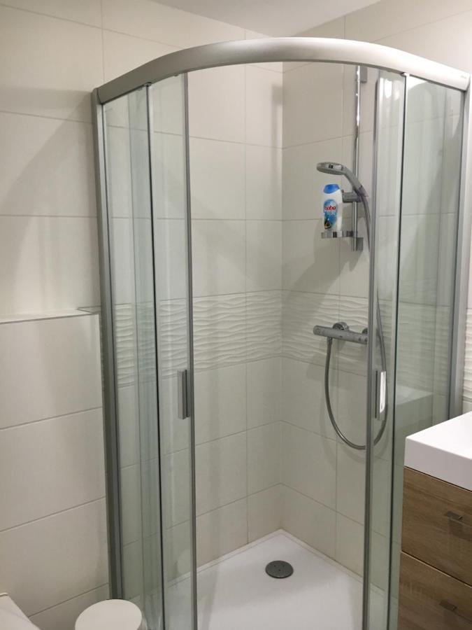 Aqua Apartman Superior Velence Bagian luar foto
